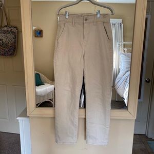 khakis leg detail and back waist